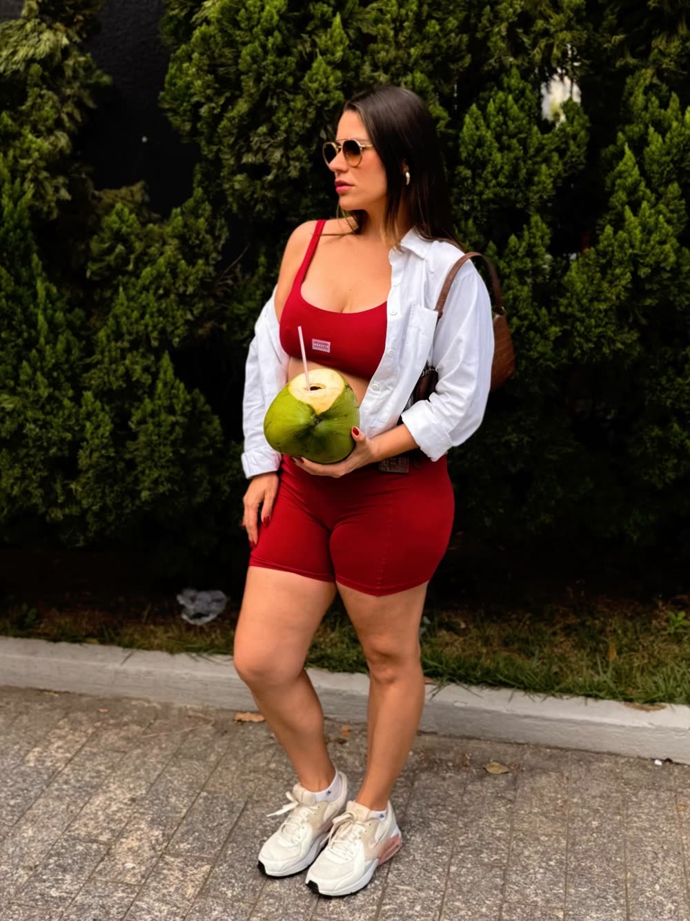 Cliente usando conjunto vermelho da Havafit